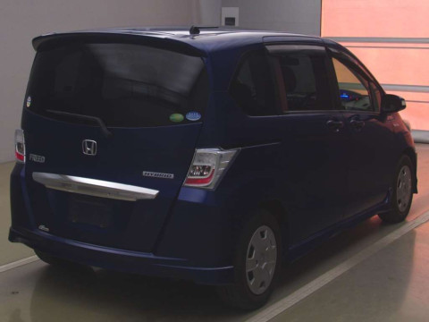 2013 Honda Freed hybrid GP3[1]