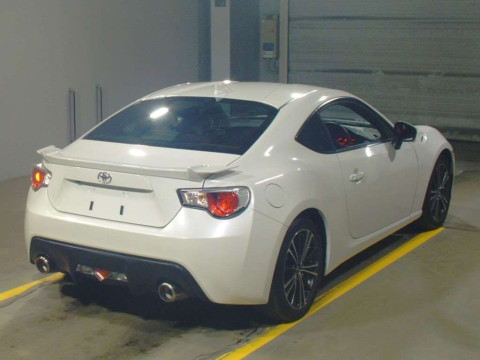 2015 Toyota 86 ZN6[1]