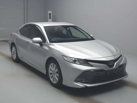 2017 Toyota Camry AXVH70[2]