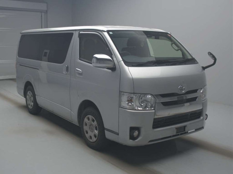 2019 Toyota Regiusace Van GDH201V[2]