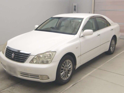 2005 Toyota Crown GRS180[0]