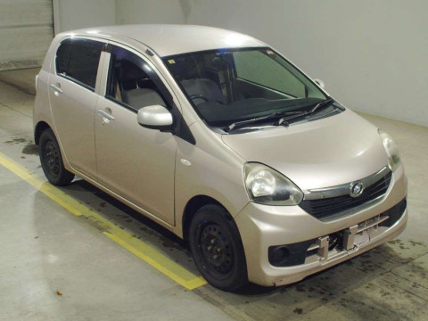 2013 Daihatsu Mira es LA310S[2]