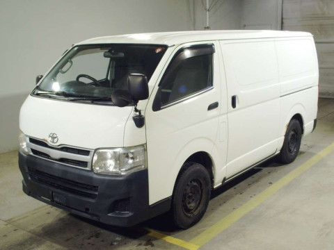 2013 Toyota Regiusace Van KDH206V[0]