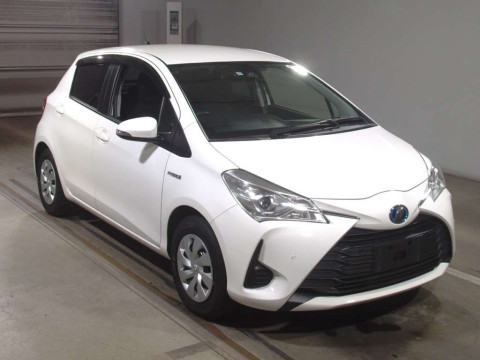 2019 Toyota Vitz NHP130[2]