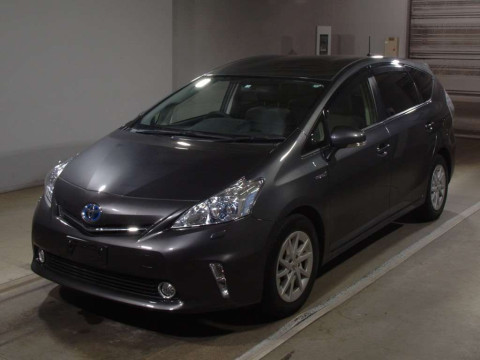 2012 Toyota Prius alpha ZVW41W[0]