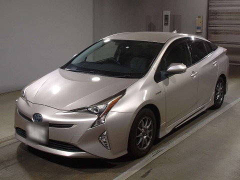 2016 Toyota Prius ZVW50[0]