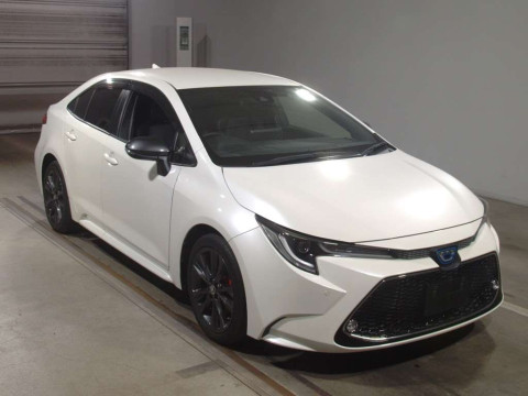 2019 Toyota Corolla Sedan ZWE211[2]