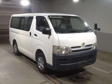 2006 Toyota Hiace Van KDH205V[2]