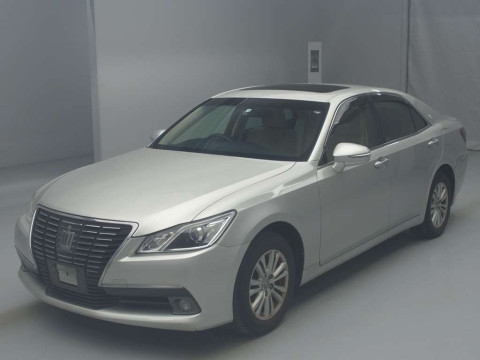 2013 Toyota Crown GRS211[0]