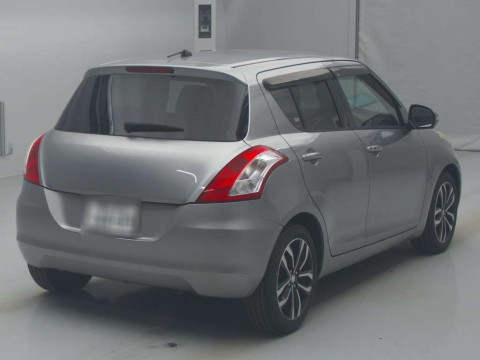 2015 Suzuki Swift ZC72S[1]