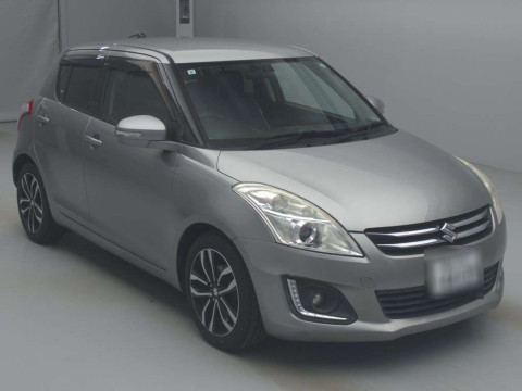 2015 Suzuki Swift ZC72S[2]