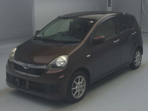 2013 Toyota Pixis Epoch LA300A[0]