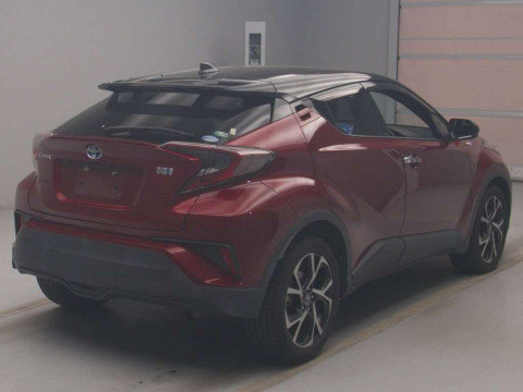 2017 Toyota C-HR ZYX10[1]