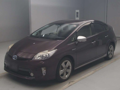 2013 Toyota Prius ZVW30[0]