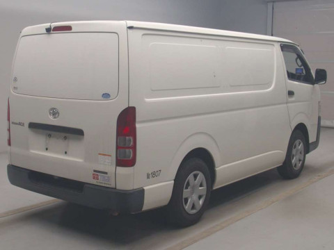 2018 Toyota Regiusace Van TRH200V[1]