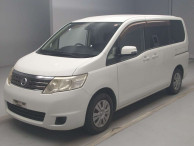 2008 Nissan Serena