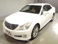 2009 Toyota Crown