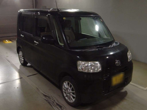 2012 Daihatsu Tanto L385S[2]