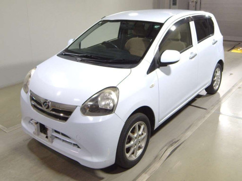 2013 Daihatsu Mira es LA300S[0]