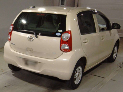 2011 Toyota Passo KGC35[1]