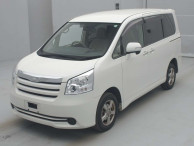 2009 Toyota Noah