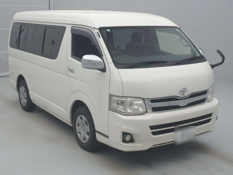 2013 Toyota Hiace Wagon TRH214W[2]