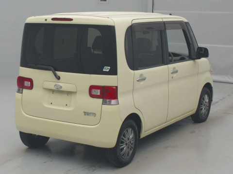 2009 Daihatsu Tanto L385S[1]