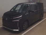 2022 Toyota Voxy