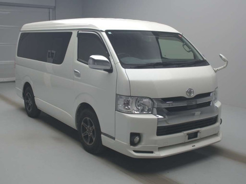 2018 Toyota Hiace Wagon TRH214W[2]