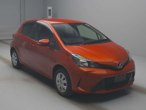 2016 Toyota Vitz KSP130[2]