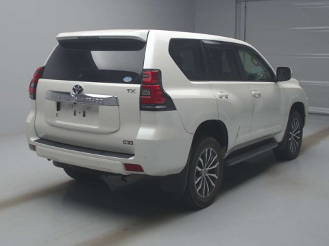 2018 Toyota Land Cruiser Prado TRJ150W[1]