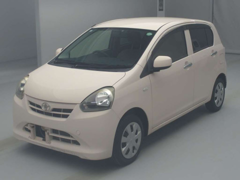 2013 Toyota Pixis Epoch LA300A[0]