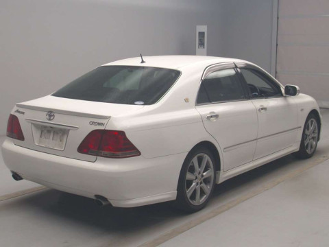 2006 Toyota Crown GRS184[1]