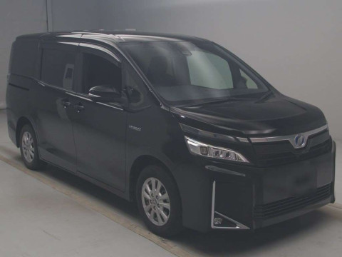 2019 Toyota Voxy ZWR80G[2]