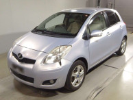 2010 Toyota Vitz