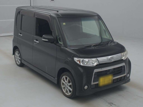 2011 Daihatsu Tanto L385S[2]