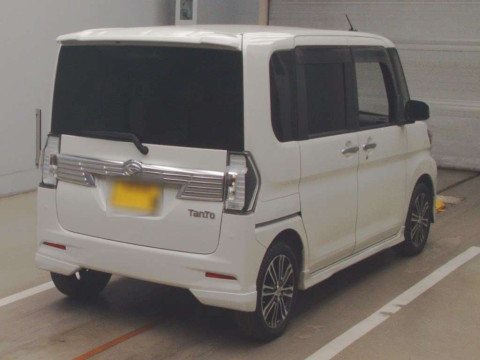 2015 Daihatsu Tanto Custom LA600S[1]