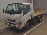 2016 Hino DUTRO