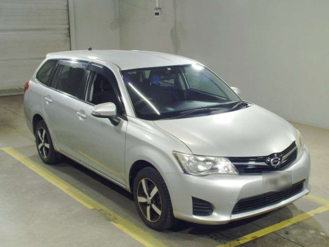 2012 Toyota Corolla Fielder NZE164G[2]