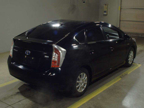 2012 Toyota Prius ZVW30[1]