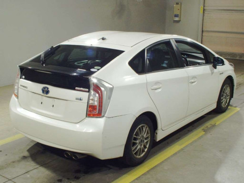 2013 Toyota Prius ZVW30[1]