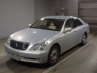 2004 Toyota Crown