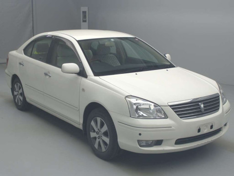 2004 Toyota Premio ZZT240[2]