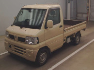 2010 Nissan Clipper Truck