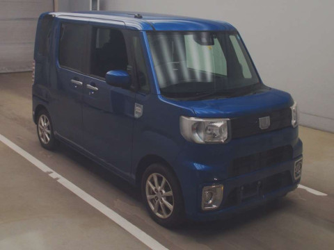 2019 Daihatsu Wake LA700S[2]