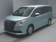 2014 Toyota Noah