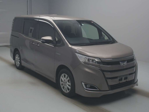 2020 Toyota Noah ZWR80G[2]