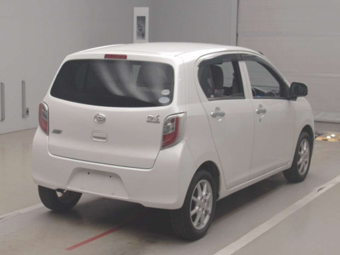 2011 Daihatsu Mira es LA300S[1]