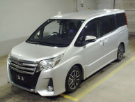 2016 Toyota Noah