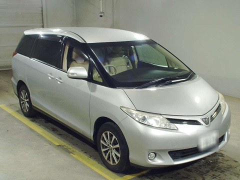 2013 Toyota Estima ACR55W[2]